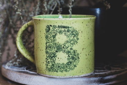 Monogram Mug "B" in Pear