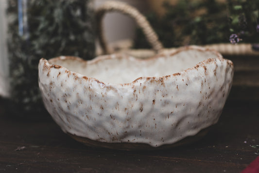 Large Pinch Pot Serving Bowl in Mushroom