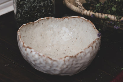 Large Pinch Pot Serving Bowl in Mushroom