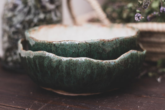 Pinch Pot Serving Bowls in Monstera